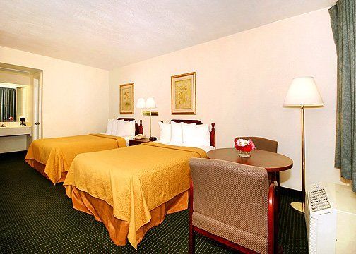 Quality Inn Executive Center Greenville Pokoj fotografie